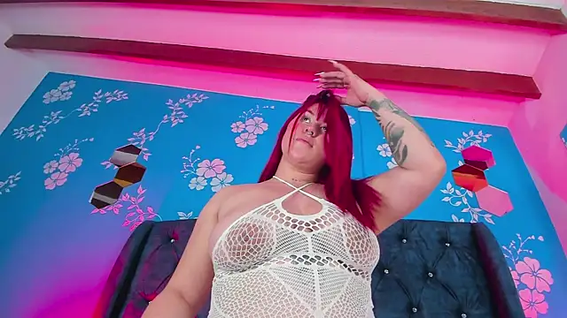 Issa Clark01 online show from April 12, 2026, 11:43 pm