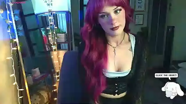 itscleomoon online show from April 17, 2026, 11:08 pm