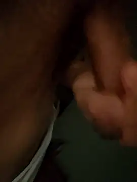 Snapshot of L_hotcream chatting on February 5, 2026, 10:53 am L hotcream online show from February 5, 2026, 10:53 am