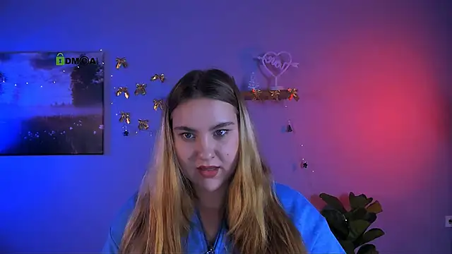 Snapshot of dina_bloom_ chatting on January 7, 2026, 9:45 am dina bloom online show from January 7, 2026, 9:45 am