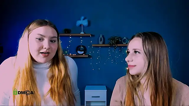 Snapshot of dina_bloom_ chatting on January 15, 2026, 9:47 am dina bloom online show from January 15, 2026, 9:47 am