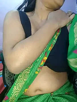 Snapshot of SANYA_3 chatting on December 19, 2025, 6:48 pm SANYA 3 online show from December 19, 2025, 6:48 pm