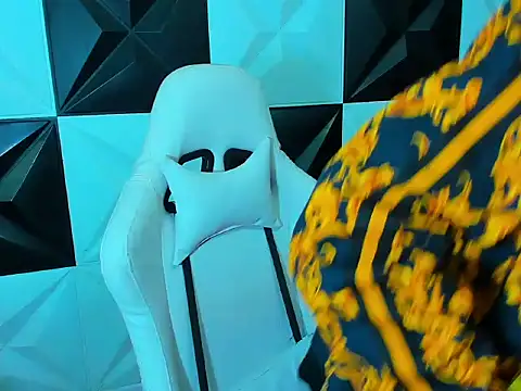 Boy tatto77 online show from December 20, 2025, 6:37 pm