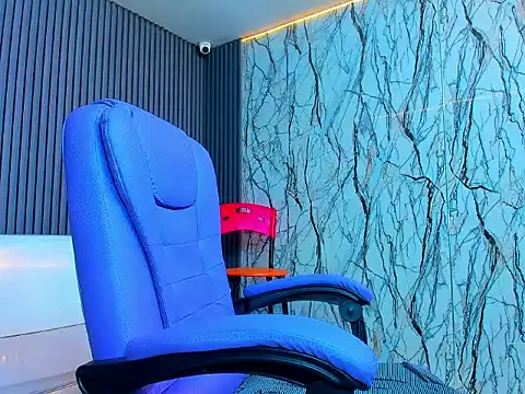 Boy tatto77 online show from March 18, 2026, 1:03 pm