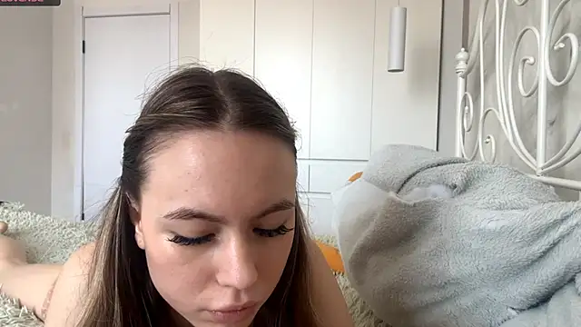 KitCerveny online show from April 4, 2026, 9:18 am