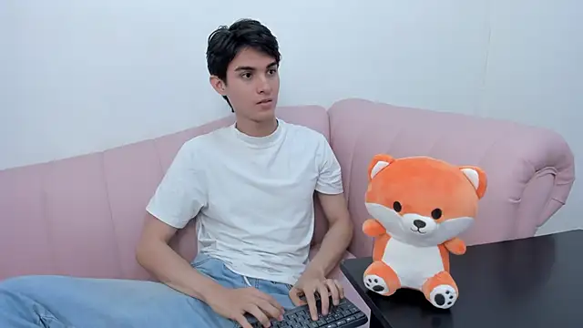 haritz  online show from January 13, 2026, 11:21 pm