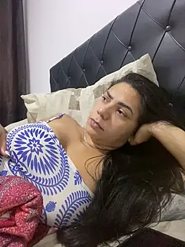 Nini  online show from February 15, 2026, 10:36 am