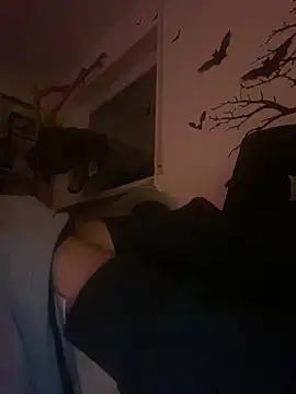 LienalWarplane online show from March 10, 2026, 12:26 am