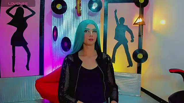 Sharlo  online show from January 14, 2026, 3:23 am