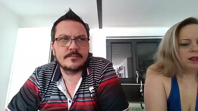 Miss-Chupagirly online show from March 17, 2026, 9:56 am