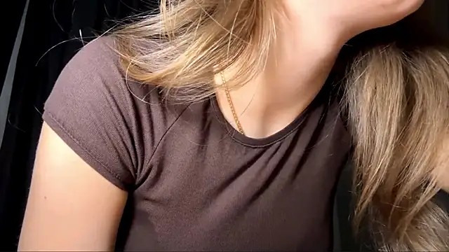 Snapshot of lisa_montana chatting on January 10, 2026, 6:15 am lisa montana online show from January 10, 2026, 6:15 am