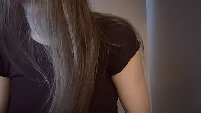 Snapshot of lisa_montana chatting on February 23, 2026, 6:22 am lisa montana online show from February 23, 2026, 6:22 am