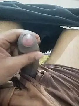 jhonysinc21 online show from February 16, 2026, 4:14 pm