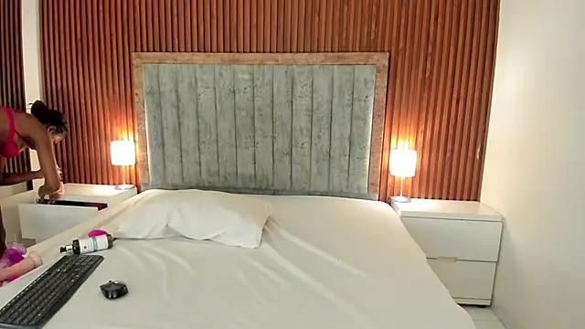 Lakisha Jackson  online show from February 9, 2026, 7:51 pm