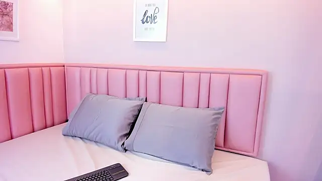 soft rose 1 online show from January 7, 2026, 11:56 am