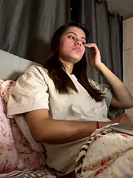 Snapshot of anna-evans09 chatting on January 15, 2026, 10:31 am anna-evans09 online show from January 15, 2026, 10:31 am