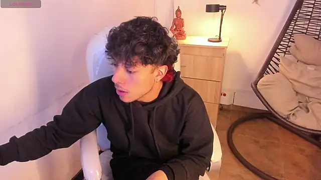 Snapshot of Slasher_1 chatting on January 5, 2026, 7:28 pm Slasher 1 online show from January 5, 2026, 7:28 pm