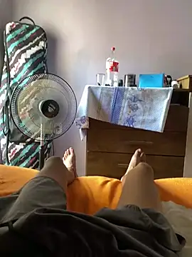 Snapshot of GuioficialBr chatting on February 11, 2026, 4:56 pm GuioficialBr online show from February 11, 2026, 4:56 pm