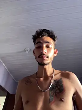 Snapshot of GuioficialBr chatting on February 16, 2026, 6:26 pm GuioficialBr online show from February 16, 2026, 6:26 pm