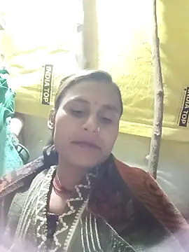 Snapshot of Cuty_priti chatting on January 8, 2026, 5:04 pm Cuty priti online show from January 8, 2026, 5:04 pm