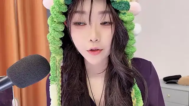 smalldaisy online show from February 3, 2026, 6:22 am