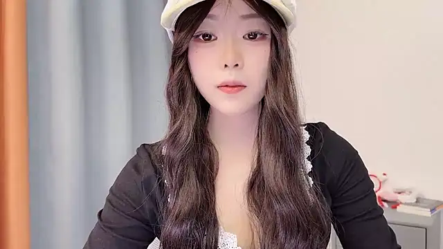 smalldaisy online show from March 16, 2026, 2:50 am