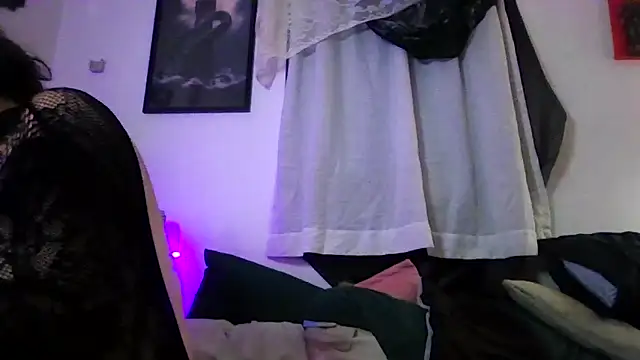 GoddessRae19 online show from February 6, 2026, 12:15 am