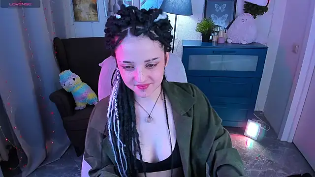 Snapshot of SarahShelby chatting on January 10, 2026, 10:50 am SarahShelby online show from January 10, 2026, 10:50 am