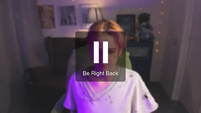 SarahShelby online show from May 22, 2026, 9:09 pm