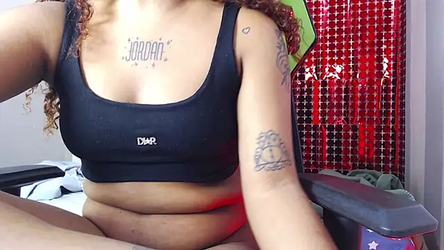 Snapshot of Dulcinea_and_puffy chatting on January 13, 2026, 9:31 pm Dulcinea and puffy online show from January 13, 2026, 9:31 pm