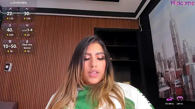 AmbarBrownn  online show from April 12, 2026, 1:54 am