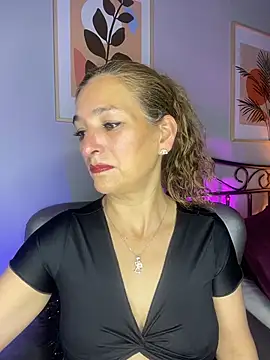 JennaMilf  online show from April 21, 2026, 6:23 pm