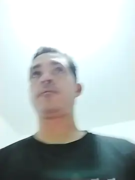 Lukas-thiago online show from December 20, 2025, 8:49 pm