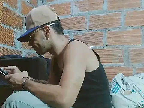 Alphamaster 92 online show from February 11, 2026, 6:24 pm