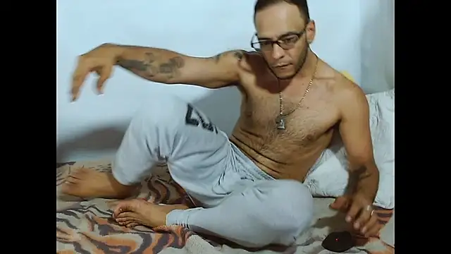 Alphamaster 92 online show from March 8, 2026, 5:11 am