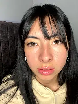 Snapshot of junorise23 chatting on January 13, 2026, 4:18 am junorise23 online show from January 13, 2026, 4:18 am