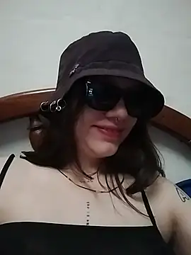 Snapshot of valerria_44 chatting on July 7, 2026, 4:00 pm valerria 44 online show from July 7, 2026, 4:00 pm