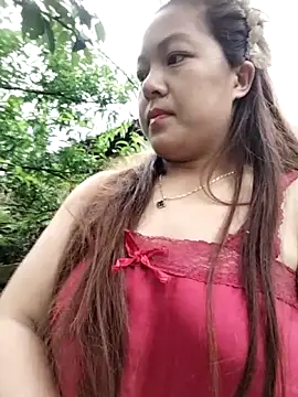 Snapshot of Lucky_cutee chatting on April 29, 2026, 11:22 pm Lucky cutee online show from April 29, 2026, 11:22 pm