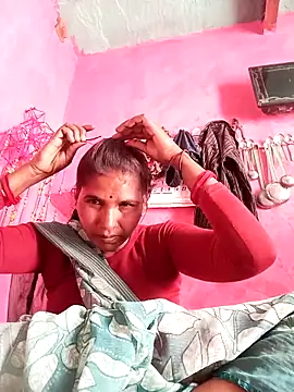Snapshot of Rakhi_cut chatting on May 8, 2026, 5:57 am Rakhi cut online show from May 8, 2026, 5:57 am