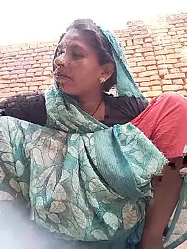 Snapshot of Rakhi_cut chatting on May 18, 2026, 12:51 am Rakhi cut online show from May 18, 2026, 12:51 am
