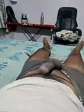 hydhunk26 online show from June 3, 2026, 6:24 pm