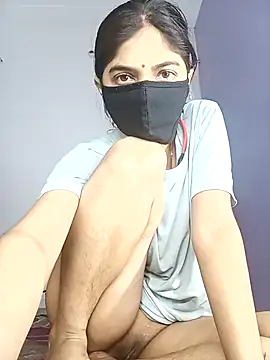 Curvy Kavya online show from January 17, 2026, 3:06 pm