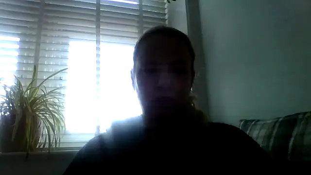 Snapshot of jennyblondeuk chatting on March 3, 2026, 4:35 pm jennyblondeuk online show from March 3, 2026, 4:35 pm