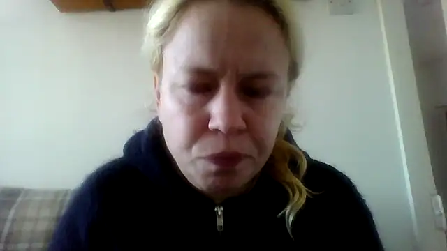 Snapshot of jennyblondeuk chatting on March 4, 2026, 2:12 pm jennyblondeuk online show from March 4, 2026, 2:12 pm