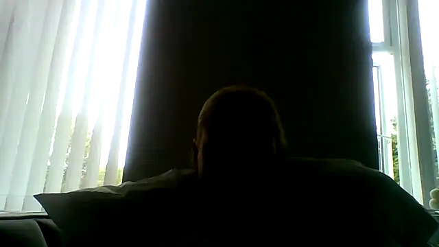 Snapshot of jennyblondeuk chatting on April 1, 2026, 2:14 pm jennyblondeuk online show from April 1, 2026, 2:14 pm