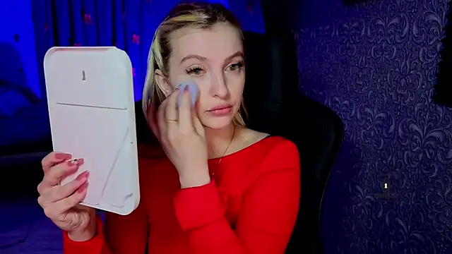 Eva Vibe  online show from February 24, 2026, 4:05 pm