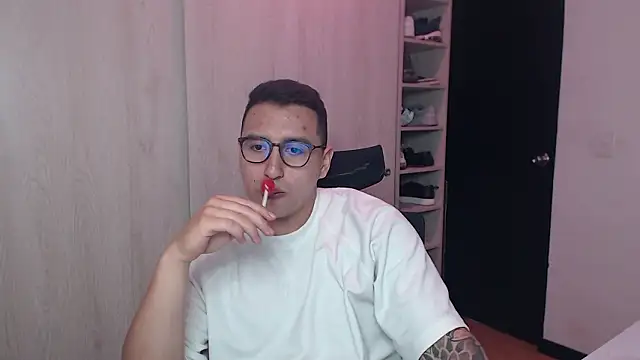 DanteVesper online show from March 19, 2026, 4:05 am