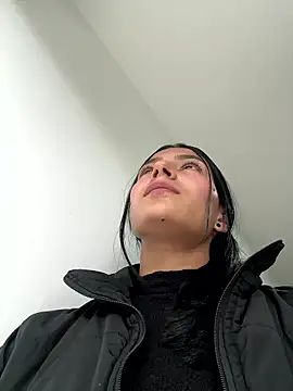 Ema Rose  online show from January 15, 2026, 7:17 pm