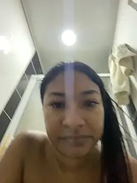 arianax20 online show from December 21, 2025, 2:46 pm