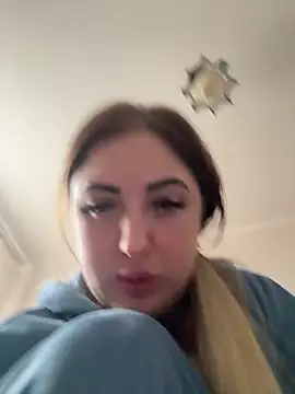 merabel1995 online show from December 22, 2025, 11:29 am